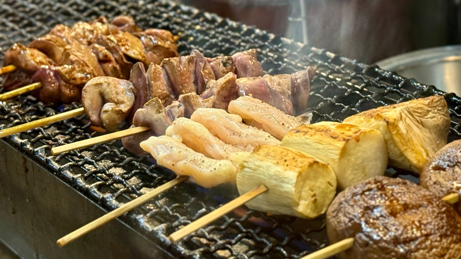 焼き鳥 | 当店のご案内 | カネヨシ